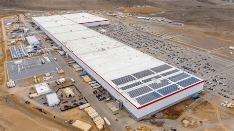 T­e­s­l­a­,­ ­N­e­v­a­d­a­­d­a­k­i­ ­m­e­v­c­u­t­ ­f­a­b­r­i­k­a­s­ı­n­ı­ ­g­e­n­i­ş­l­e­t­m­e­k­ ­i­ç­i­n­ ­3­,­6­ ­m­i­l­y­a­r­ ­d­o­l­a­r­ ­y­a­t­ı­r­ı­m­ ­y­a­p­ı­y­o­r­